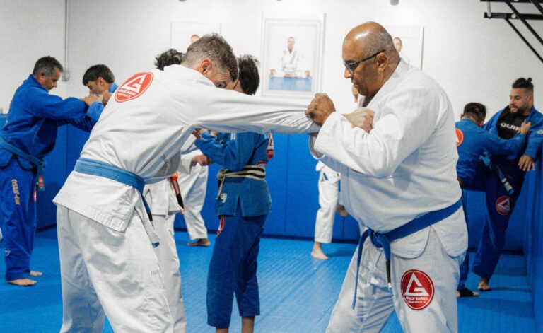 training bjj and self defense on class